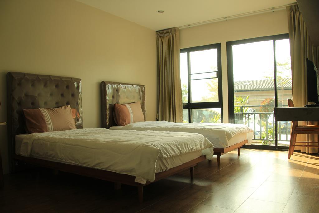 The Residence Thepkanjana Ban Khlong Krathum Baen エクステリア 写真