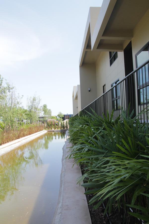 The Residence Thepkanjana Ban Khlong Krathum Baen エクステリア 写真