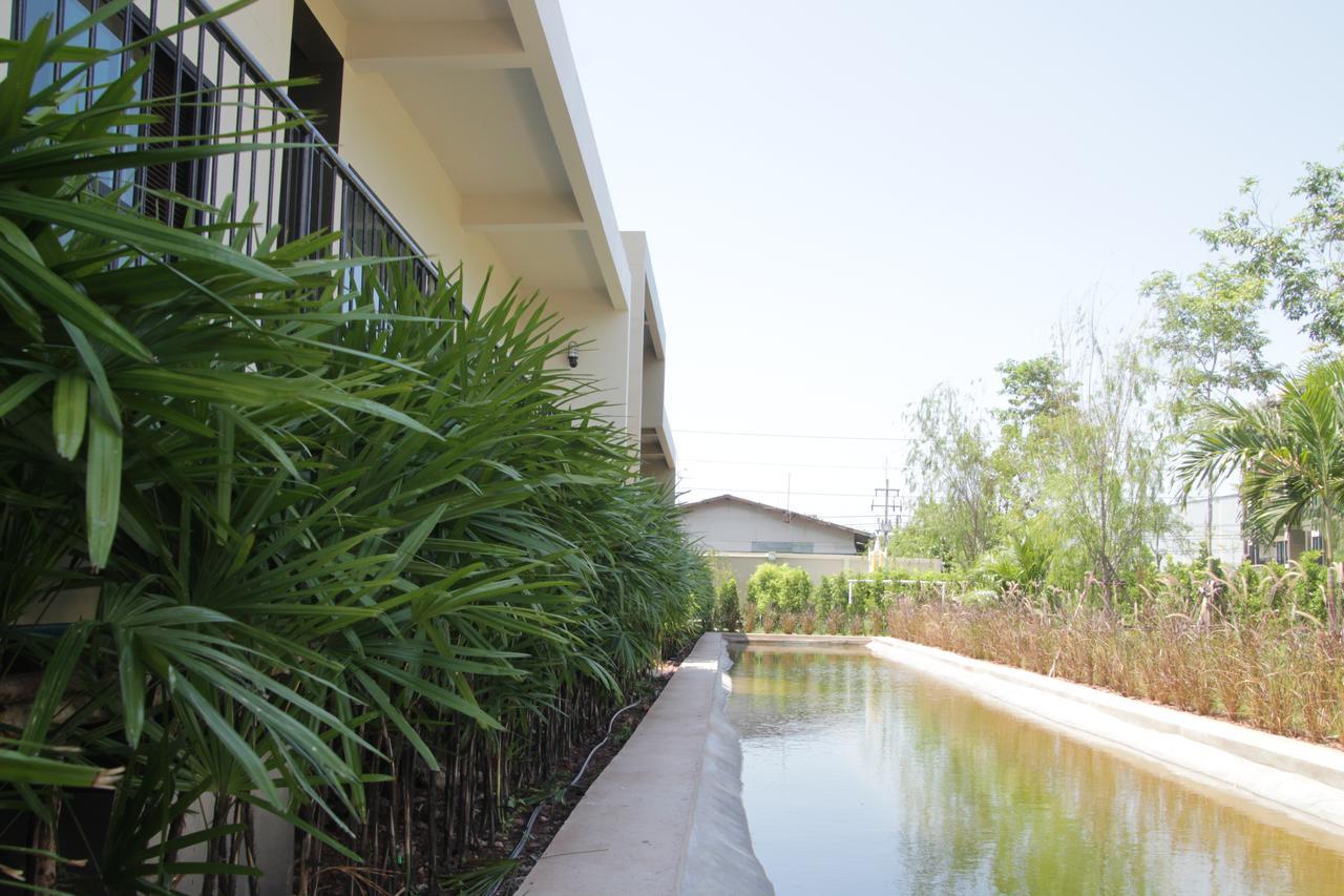The Residence Thepkanjana Ban Khlong Krathum Baen エクステリア 写真