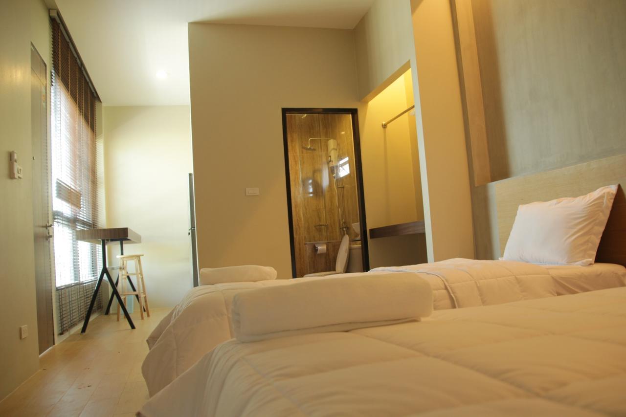 The Residence Thepkanjana Ban Khlong Krathum Baen エクステリア 写真