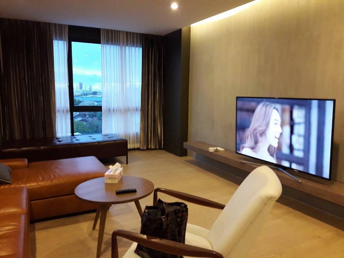 The Residence Thepkanjana Ban Khlong Krathum Baen エクステリア 写真